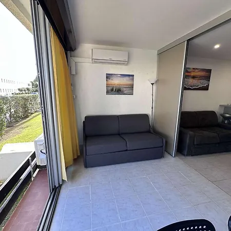 Climatise 30m² Avec Piscine A 50m De La - Fr-1-731-107 * Le Grau-du-Roi